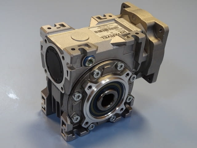 Червячен редуктор VARVEL FRT-G40 B3 reducer worm gear box 1:5 - снимка 5