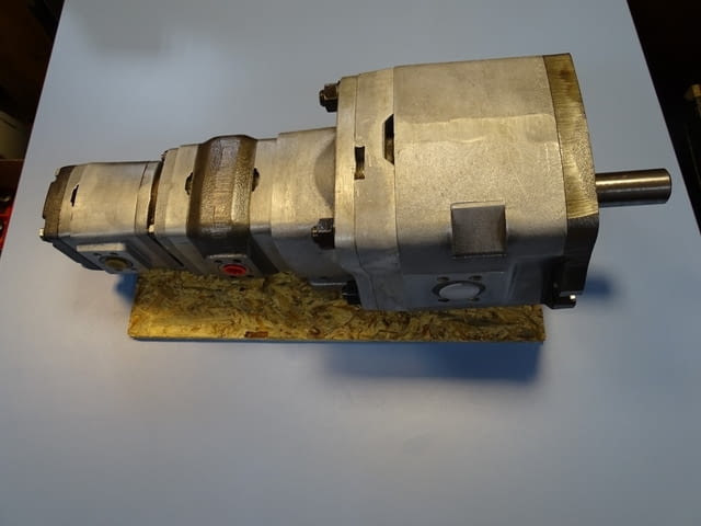 Хидравлична помпа VOITH IPH5/3/2-64/16/8 701 gear pump, city of Plovdiv | Industrial Equipment - снимка 2