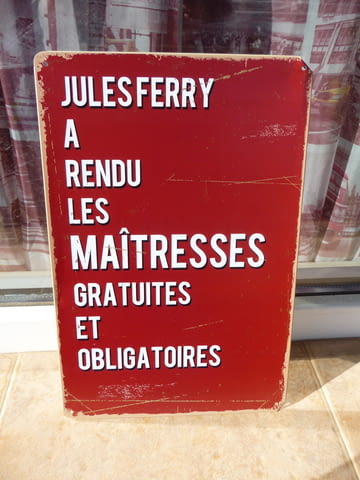 Метална табела надпис за любовниците метресите на френски език - снимка 1
