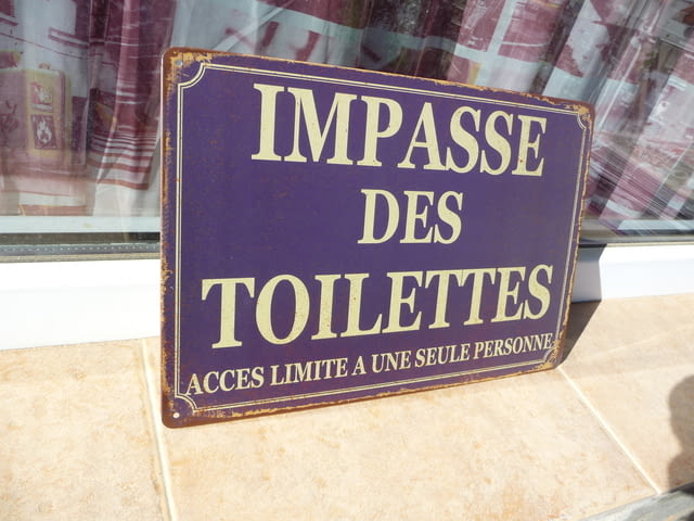 Метална табела надпис Impasse des Toilettes достъпът ограничен - снимка 2