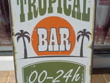 Метална табела надпис Тропически бар денонощен палми 24 часa морето