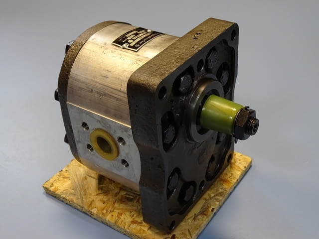 Хидравлична помпа "Хидравлика" А25ВХ, 250 bar, city of Plovdiv | Industrial Equipment - снимка 4