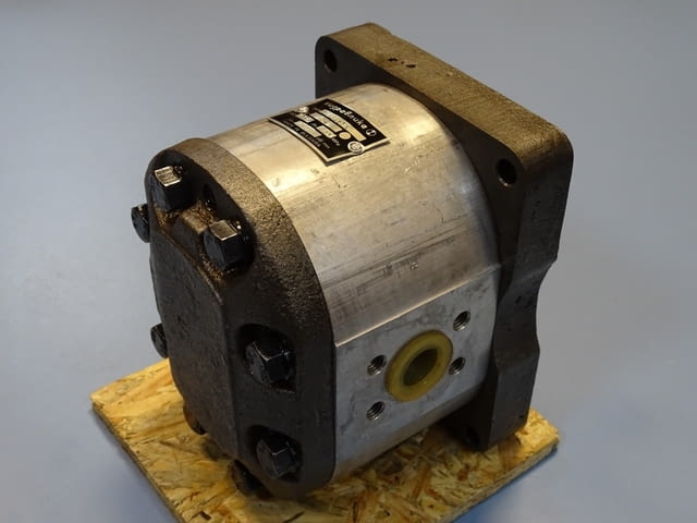 Хидравлична помпа "Хидравлика" А25ВХ, 250 bar, city of Plovdiv | Industrial Equipment - снимка 5