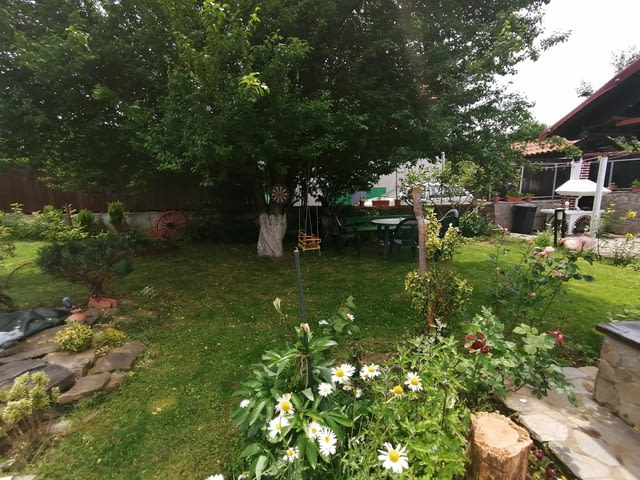 Самостоятелна вила на Килифаревския манастир, 10 км от Велико Търново - снимка 11