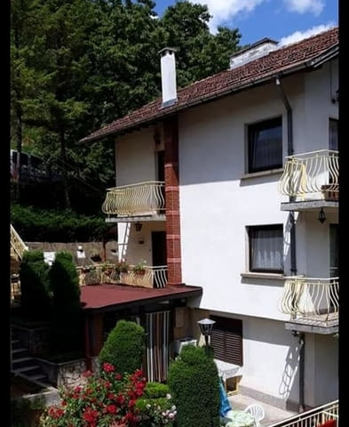 Шипково - Вила Русалка ** Rental House, Parking - village Shipkovo | Mountain Holidays - снимка 2