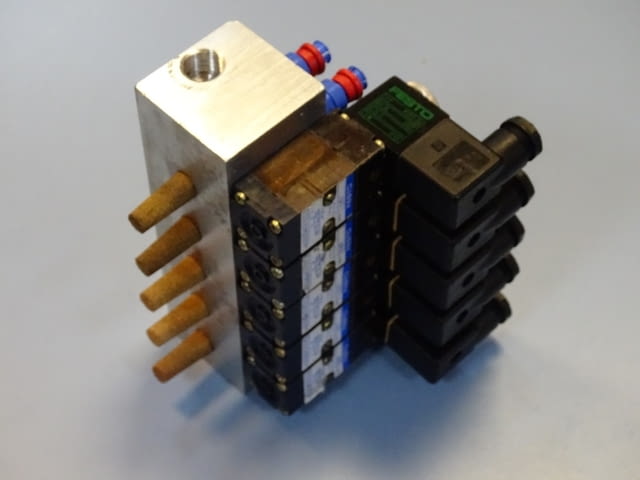 Пневматичен разпределител Festo MEH-5-33 Pneumatic Directional Control Valve 24VDC - снимка 7