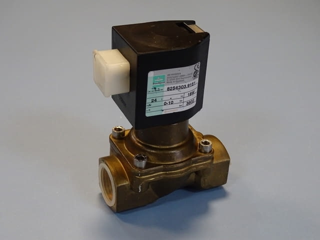 Магнет вентил Buschjost 82543039150 solenoid valve 24VDC G3/4 - снимка 1