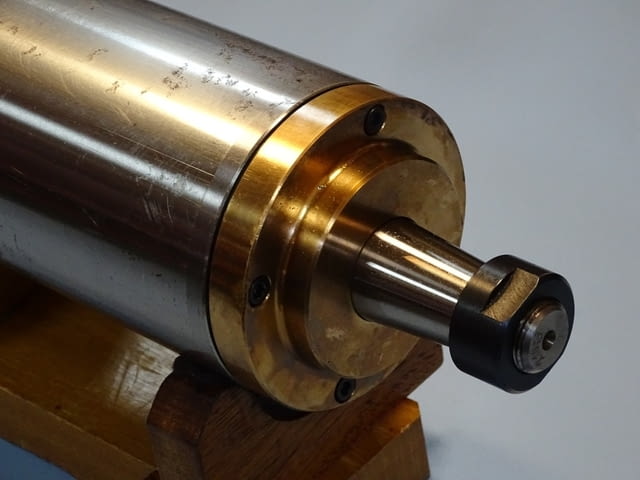 Хидростатичен шпиндел за шлайф USSR ф100mm L-315mm 228-5, град Пловдив | Промишлено Оборудване - снимка 3