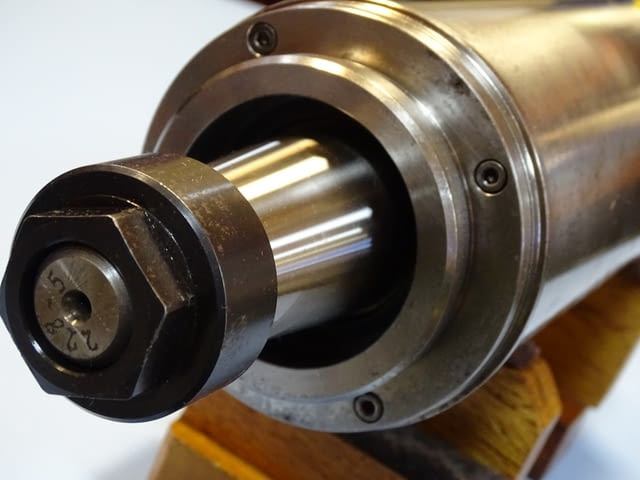 Хидростатичен шпиндел за шлайф USSR ф100mm L-315mm 228-5, град Пловдив | Промишлено Оборудване - снимка 7