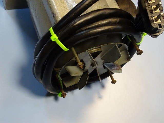 Електромотор+ремъчна шайба LECHMOTOREN DVF08-2K 0.75kW 380V, град Пловдив - снимка 5