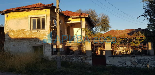 Къща в с. Стамболийски, община Хасково 2-етажна, Тухла, 156 м2 - село Стамболийски | Къщи / Вили - снимка 2