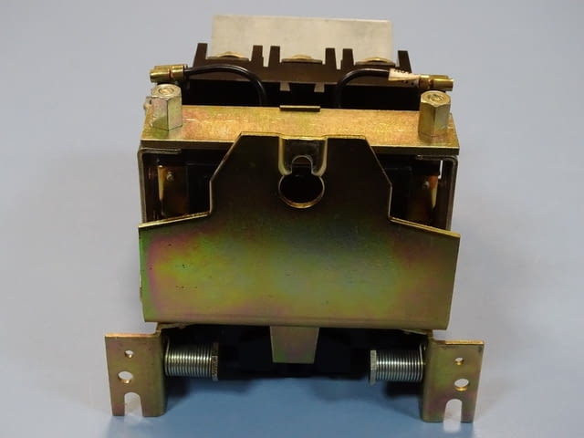 Контактор UNELEC ROC 80U(UTE C63-110) contactor 63A 110V, град Пловдив | Промишлено Оборудване - снимка 8