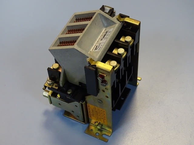 Контактор UNELEC ROC 80U(UTE C63-110) contactor 63A 110V, град Пловдив | Промишлено Оборудване - снимка 12