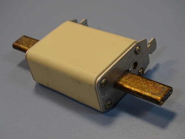 Предпазител Siemens 3NA3136 HRC-Fuse160A 500VAC, град Пловдив | Промишлено Оборудване - снимка 5