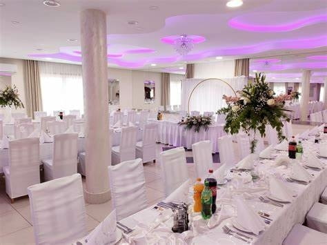 Нова Година в Пирот в ресторант Диана Нова година, В чужбина, Автобус - град София | Празнични Оферти - снимка 3