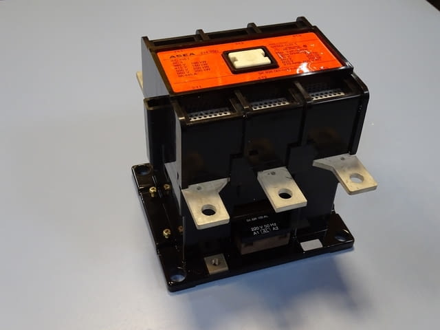 Контактор ASEA EH250 contactor 270A 600VAC coil 220V/50Hz, град Пловдив | Промишлено Оборудване - снимка 1