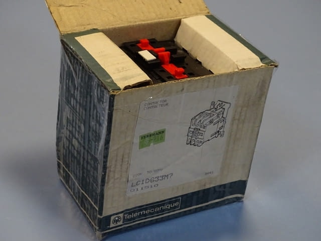 Контактор Telemecanique LC1-D633 M7 contactor 80A 220V/50Hz, град Пловдив - снимка 8