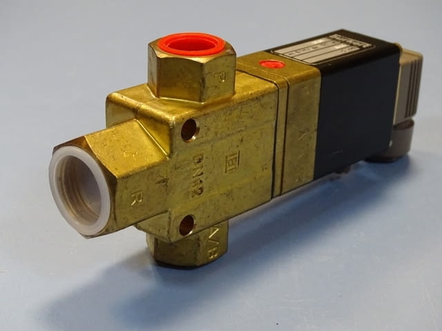 Магнет вентил Burkert 344-D solenoid valve 24VDC G1/2, град Пловдив | Промишлено Оборудване - снимка 5