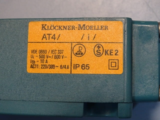Изключвател краен Klockner-Moeller AT4/i limit switch 220V, град Пловдив | Промишлено Оборудване - снимка 3