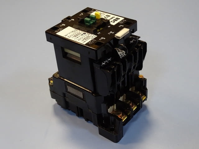 Контактор BBC Petercem B72-30-11 contactor 75A 220V, град Пловдив | Промишлено Оборудване - снимка 8
