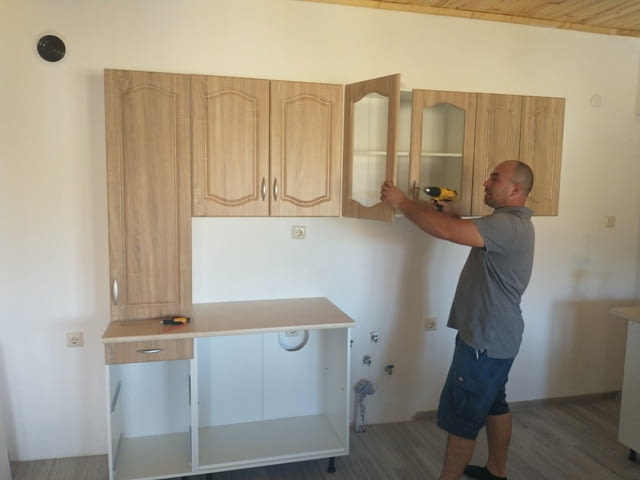 Услуги Сглобяване Монтиране на Мебели - град Кърджали | Секции / Шкафове - снимка 6