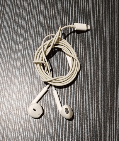 Слушалки earpods Edar, Съвместими с iphone, Lightning, Бял, град Шумен | Аудио / Видео - снимка 1