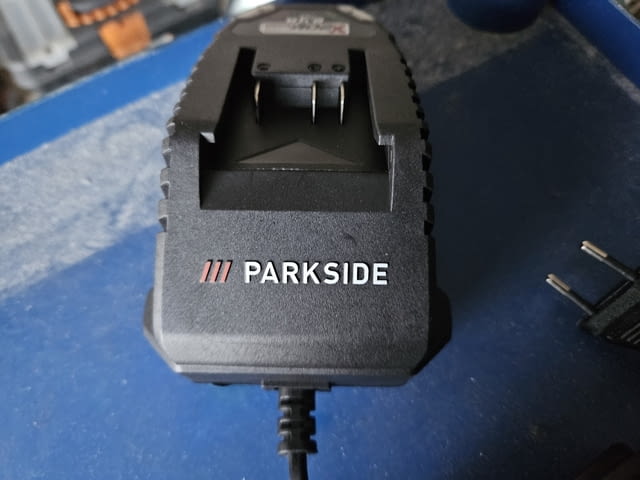 Parkside зарядно за батерии 20V 2А - град Видин | Инструменти - снимка 3
