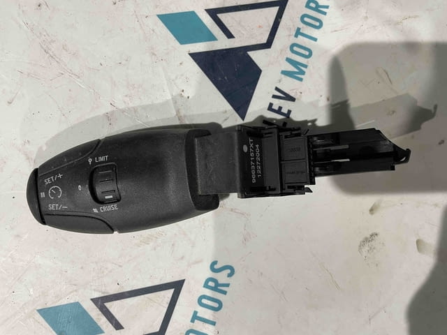 9663715XT управление за автопилот от Пежо 208 1.2i VTi, 82 кс., 5 ск., 2018 г. - снимка 1