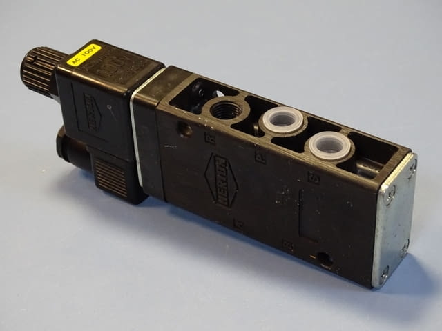 Пневматичен разпределител SHOKU-HERION 5ER-8E solenoid valve 100VAC - снимка 4