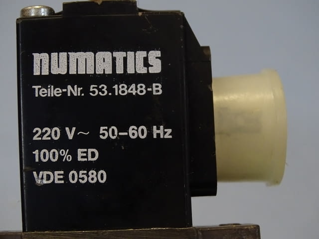 Пневматичен разпределител Numatics AV12EM4HS16 Solenoid Valve 220VAC - снимка 5
