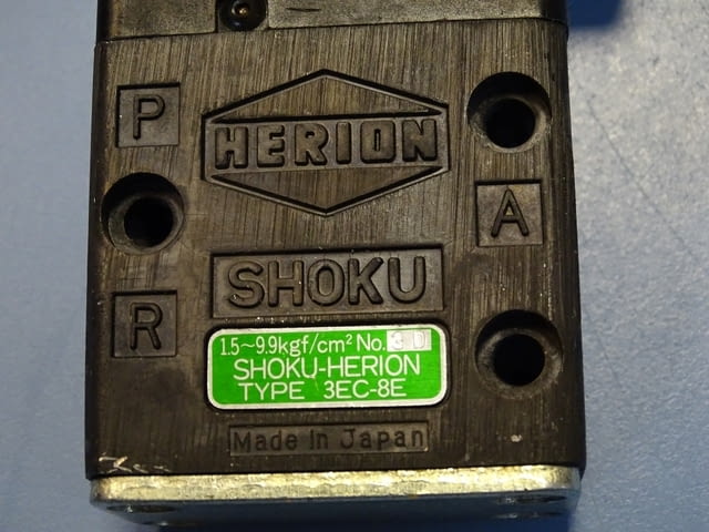 Пневматичен разпределител SHOKU-HERION 3EC-8E solenoid valve 100VAC - снимка 4