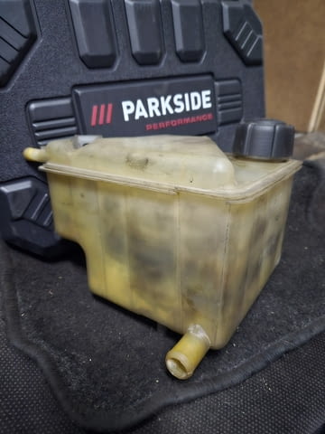 Разширителен съд за антифриз за Renault Espace III, city of Vidin | Spare Parts - снимка 2