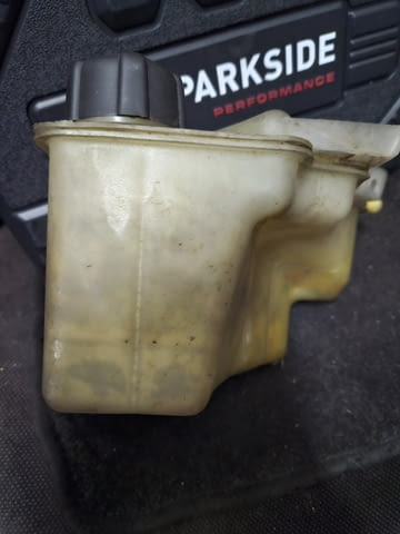 Разширителен съд за антифриз за Renault Espace III, city of Vidin | Spare Parts - снимка 4