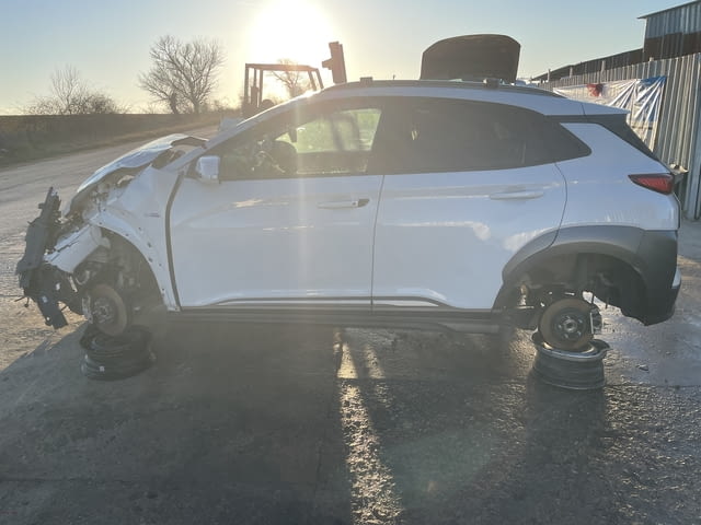 Hyundai Kona EV електрическа двигател EM, 2020г., Хюндай Кона EV electric 2020 engine EM на части в - снимка 4