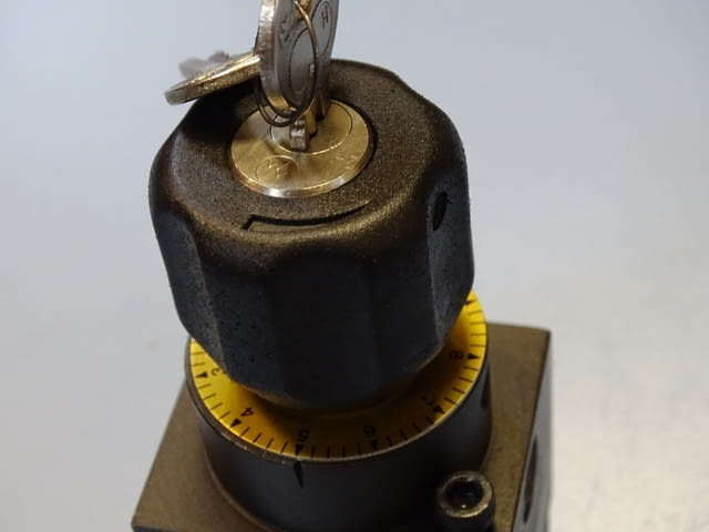 Хидравличен вентил за контрол на потока Ring-Hydraulik DU3.2HO6E1 flow control valve - снимка 2