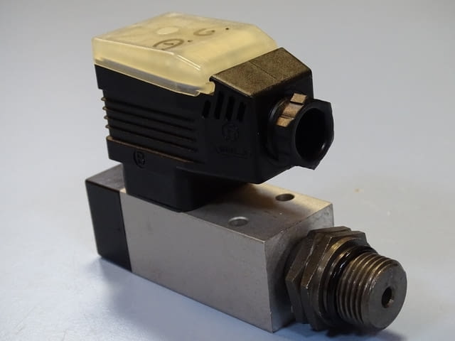 Пресостат вакуумен HYDAC VR2/D/L24 differential pressure filter clogging indicator - снимка 5