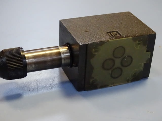 Хидравличен разпределител Parker D-1V-W-20-B-TT-53 EC directional control valve 315Bar - снимка 6