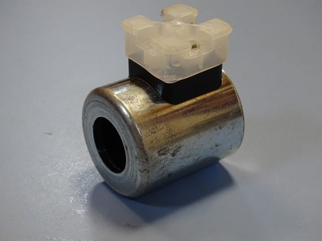 Ел.магнитна бобина Bosch/Rexroth R900021389 24VDC solenoid valve coil - снимка 1