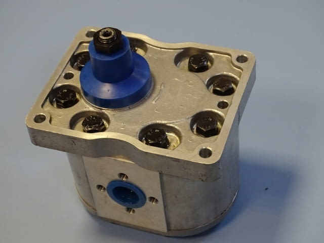 Хидравлична помпа "Хидравлика" А140Х 140Bar Hydraulic pump plessey - снимка 4