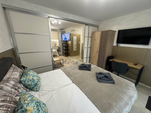 Първи наематели! едностаен, модерен. до общината 1-стаен, 50 м2, Тухла - град Варна | Апартаменти - снимка 2