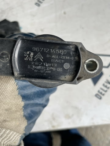 9671214580 запалителна бобина DELPHI от Пежо 208 1.2i VTi, 82 кс., 5 ск., 2018 г. - снимка 2