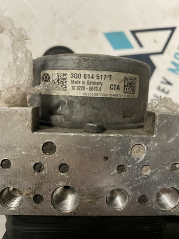 3Q0907379T ABS помпа Golf VII 1.6TDI 5 ск., 72000 км., 110 к.с., 2018 г. - снимка 3