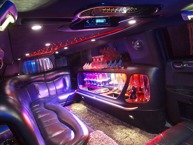 Лимузини под наем Шумен, Разград, Търговище, Русе и Силистра, град Шумен | Сватби - снимка 12