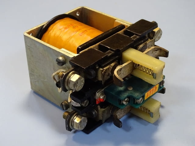 Контактор за електрокар KПД-5 ЕАЗ Пловдив 100A, 80V, град Пловдив | Промишлено Оборудване - снимка 6