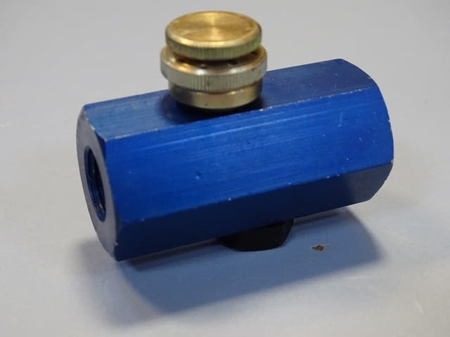 Вентил за контрол на потока Festo GR-1/4 Flow Control Valve 0-10Bar - снимка 3