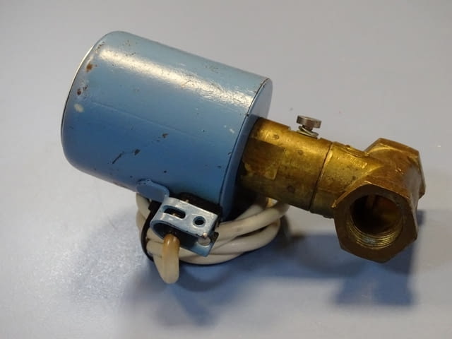 Магнет вентил ВЕ1/2 220V нормално затворен, city of Plovdiv | Industrial Equipment - снимка 5