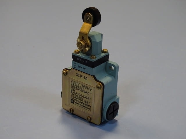 Краен изключвател Telemecanigue XCK-M115 Limit Switch 240VAC, city of Plovdiv - снимка 6