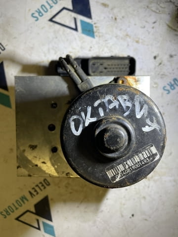 1J0907379H 1J0614217C ABS помпа от Skoda Octavia 1.9 TDI, село Куманово | Резервни Части - снимка 1