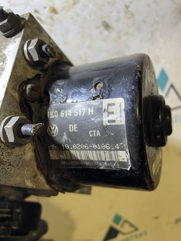 1K0907379K 1K0614517H ABS помпа от Vw Touran 1.9 TDI 105кс 2005 г. - снимка 3