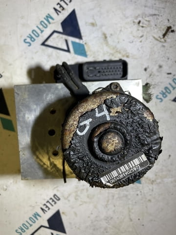 1J0907379E ABS помпа от VW Golf 4 1.8 20V Breaking system - village Kumanovo | Spare Parts - снимка 1